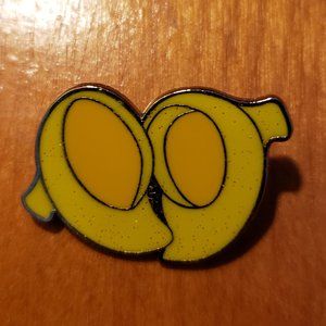 EUC Disney Minnie shoes trading pin